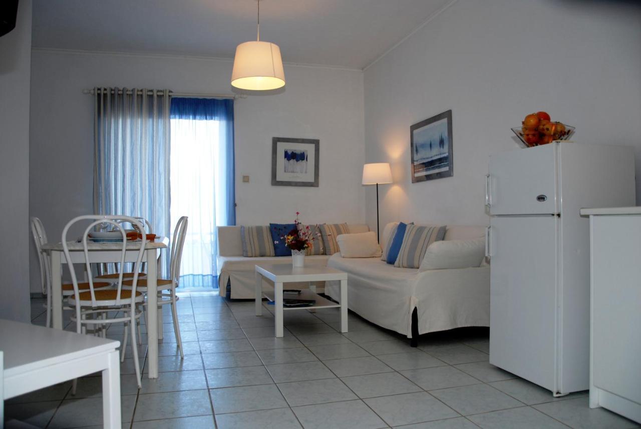 Villa Fleria Seaside Studios & Apts Gerani  Eksteriør billede